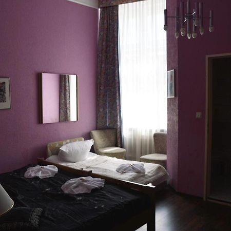 Hotel Pension Ingeborg Berlin Bagian luar foto